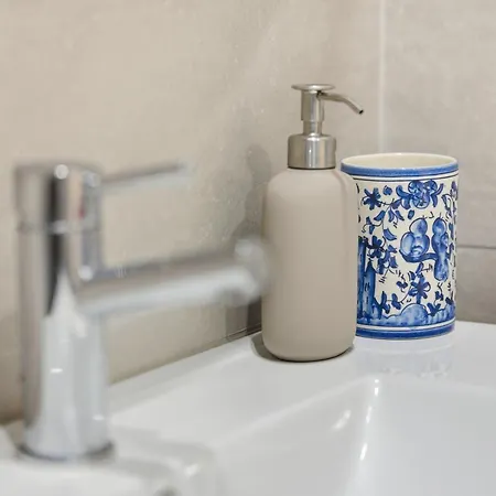 Daire Meu Pe De Laranja Lima - In The Center Of *